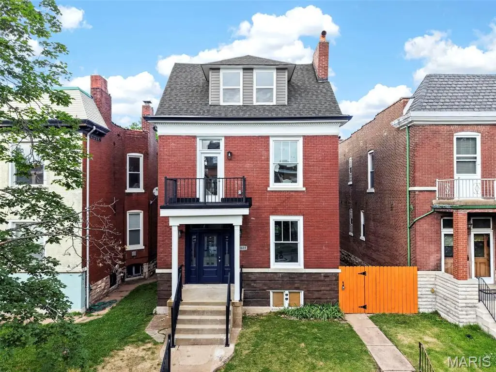 3659 Connecticut Street, Saint Louis, MO 63116 - #1