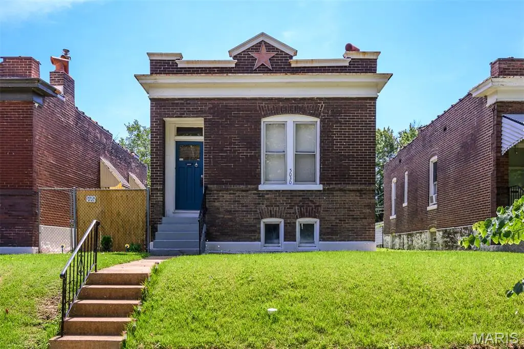 5030 Grace Avenue, Saint Louis, MO 63116 - #1