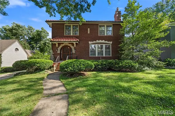 7430 Byron Place, Clayton, MO 63105