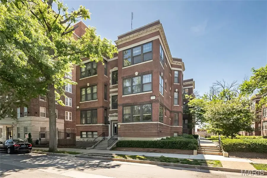 609 Clara Avenue #2A, Saint Louis, MO 63112 - #2