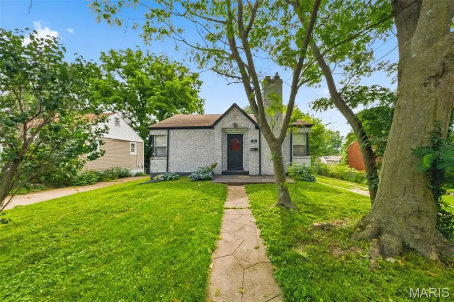 316 Coppinger Drive, Ferguson, MO 63135 - #2