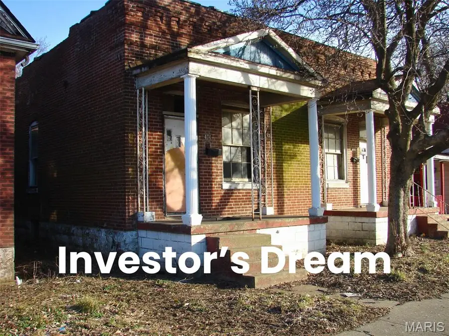 472 N 25th Street, East Saint Louis, IL 62205 - #3