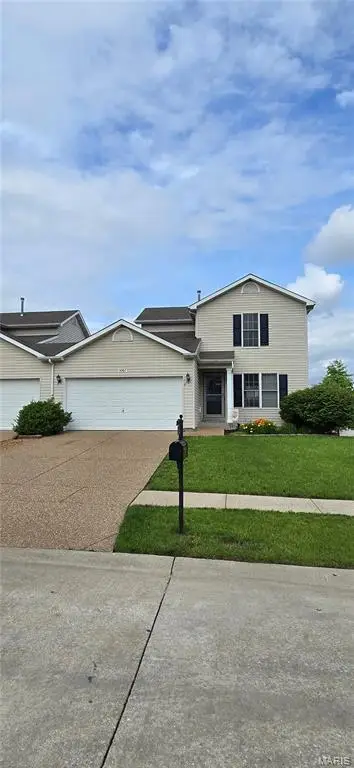 1067 Chesterfield Drive, Wentzville, MO 63385