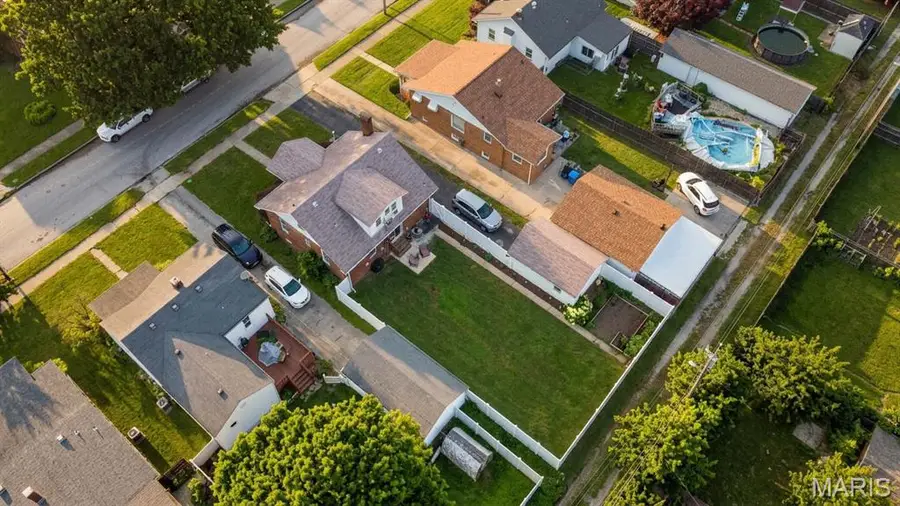 2330 Lynch Avenue, Granite City, IL 62040 - #3