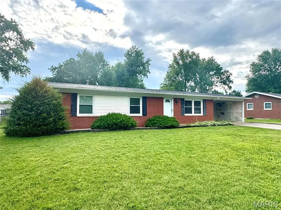 429 Sunset Drive, Waterloo, IL 62298 - #3