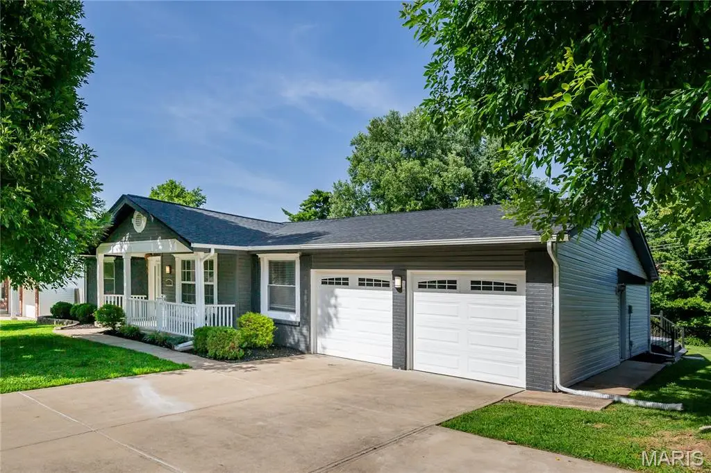 1712 Pensacola Drive, Saint Louis, MO 63146 - #1