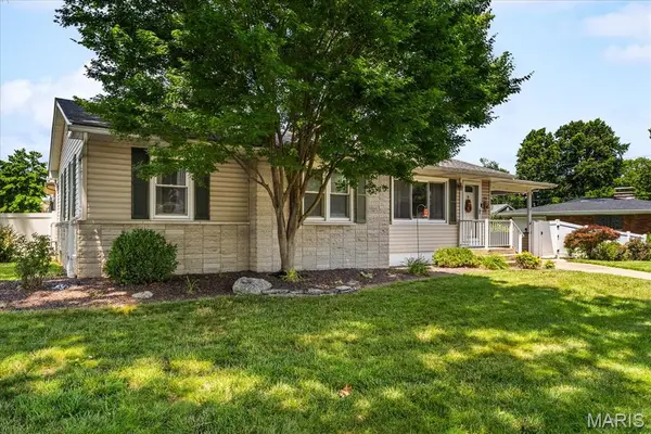 1515 Madison Avenue, Edwardsville, IL 62025