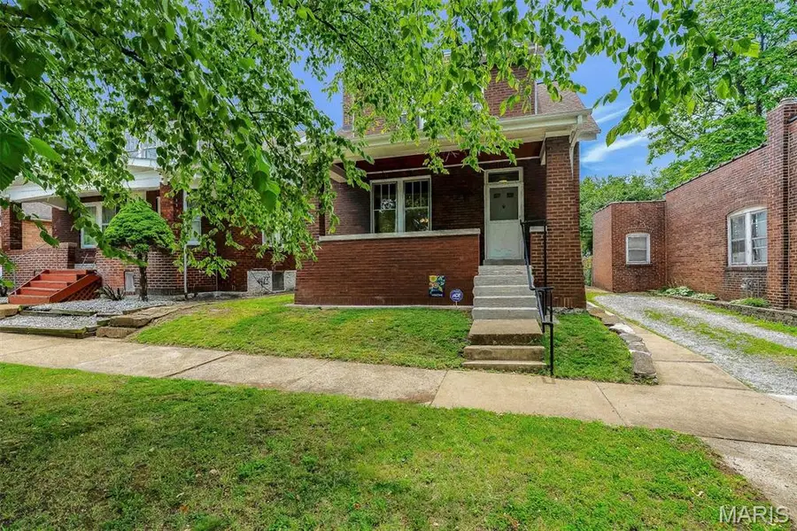 5620 Leona Street, Saint Louis, MO 63116 - #2