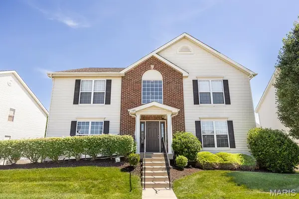 720 Harbor Woods Drive #B, Fairview Heights, IL 62208