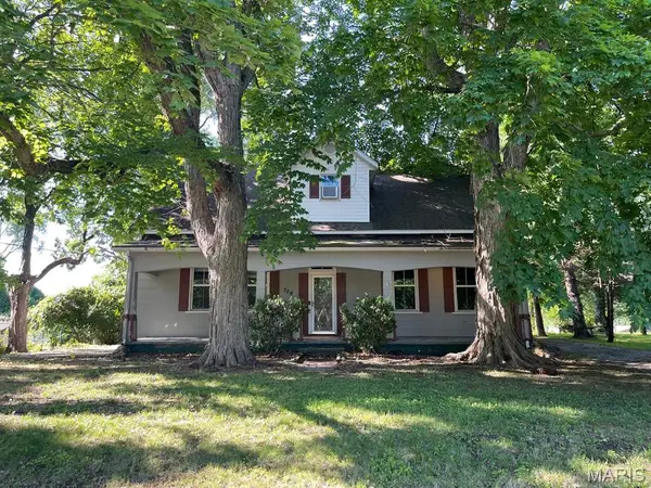 704 Eiler Road, Belleville, IL 62223