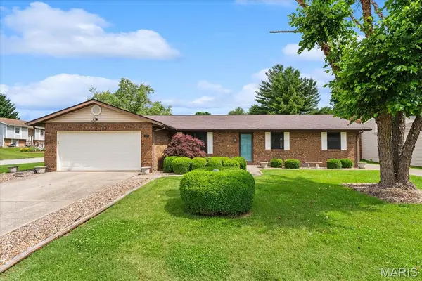 301 Toulon Court, Fairview Heights, IL 62208