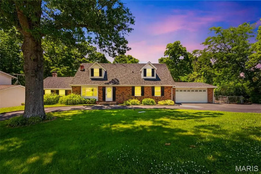 1143 Fernview Drive, Creve Coeur, MO 63141 - #3
