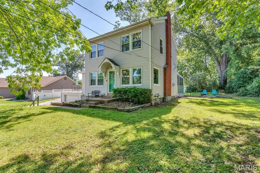 4518 Ringer Road, Oakville, MO 63129 - #2
