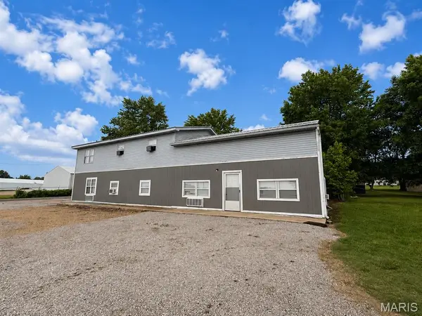 17379 James Drive, Dexter, MO 63841