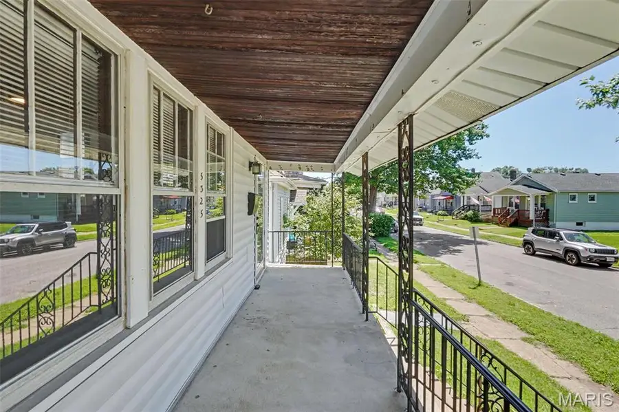 5325 Blow Street, Saint Louis, MO 63109 - #3