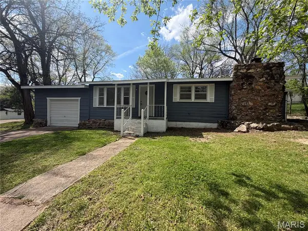 102 Branch Lane, Crocker, MO 65452