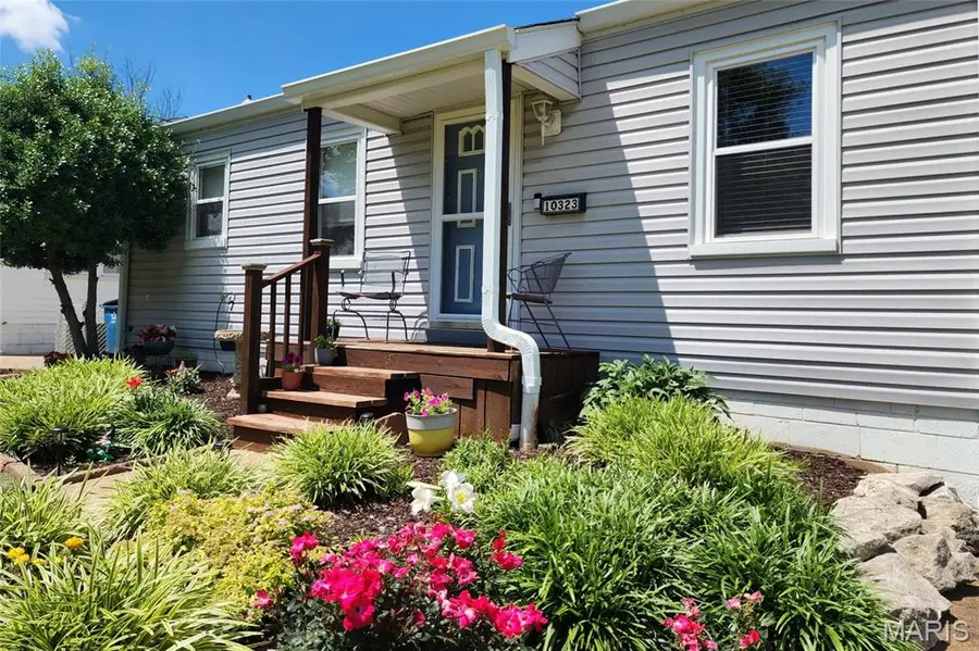 10323 Eaglewood Avenue, Overland, MO 63114 - #2