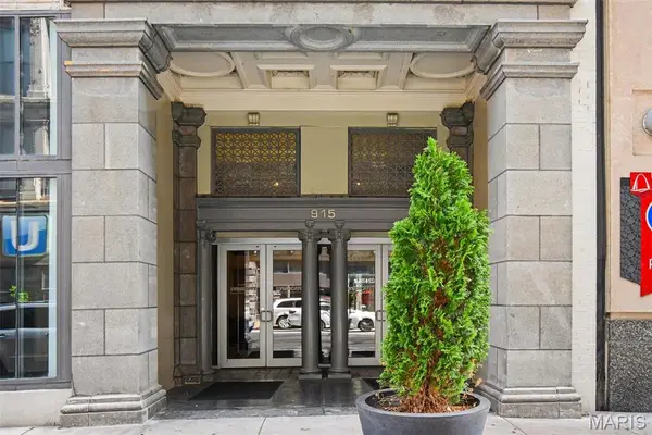 915 Olive Street #1002, St Louis, MO 63101