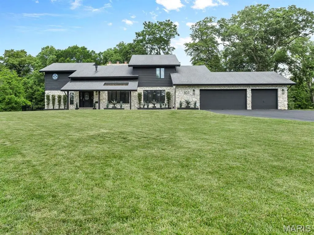 101 Westmoreland Street, Collinsville, IL 62234 - #1