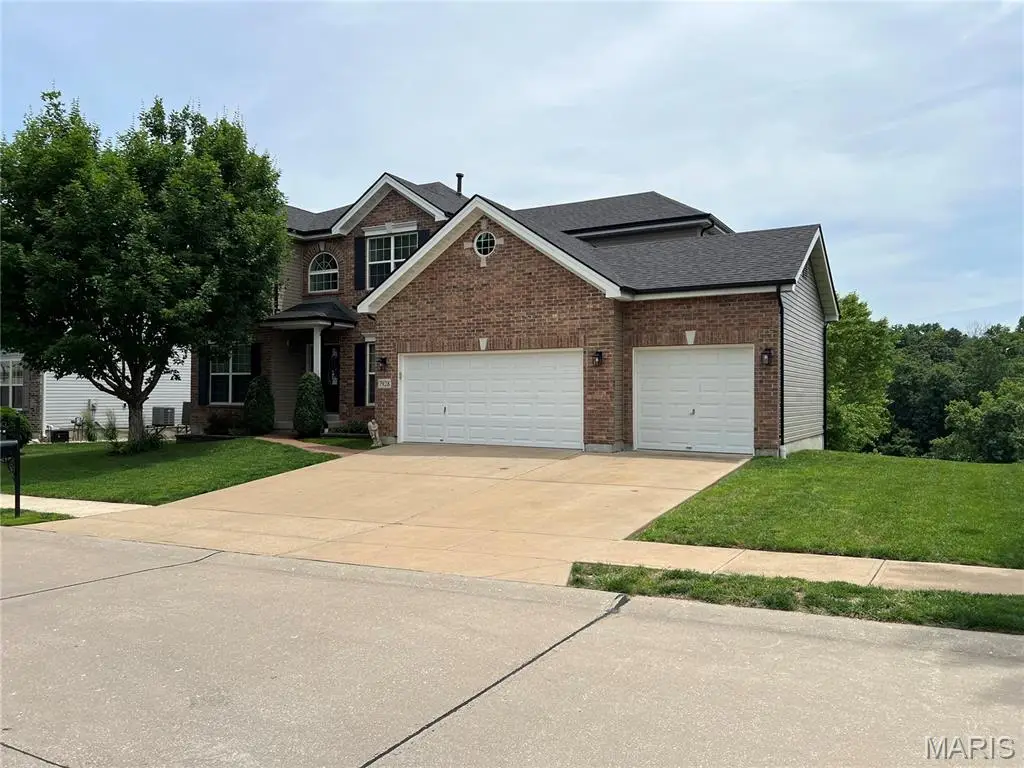 7928 Pinetop Drive, Oakville, MO 63129 - #1