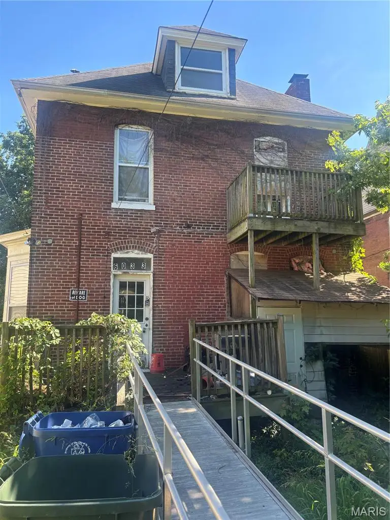 6033 Cates Avenue, Saint Louis, MO 63112 - #2