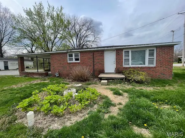 4012 Illinois Route 16, Litchfield, IL 62056