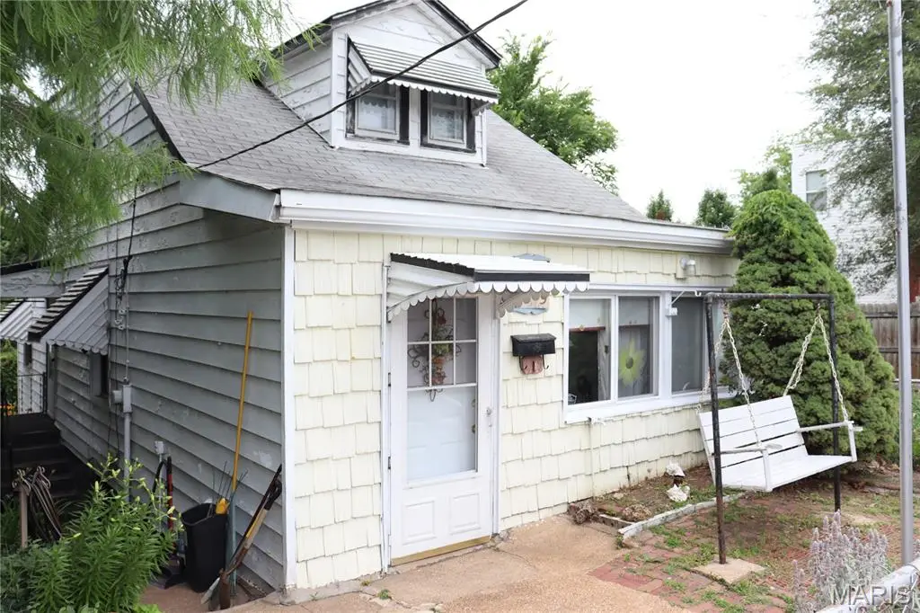 3719 Marine Avenue, Saint Louis, MO 63118 - #1