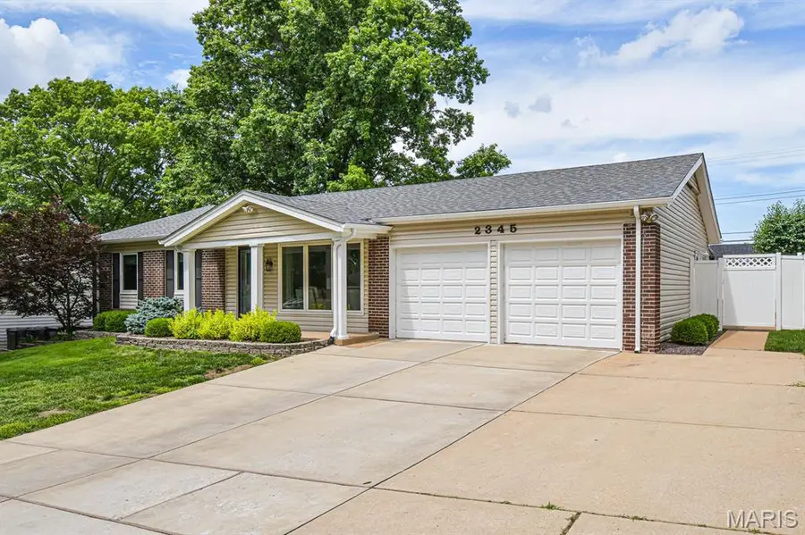 2345 Aileswick Drive, Saint Louis, MO 63129 - #3