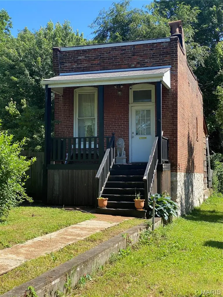 2642 Geyer Avenue, Saint Louis, MO 63104 - #2