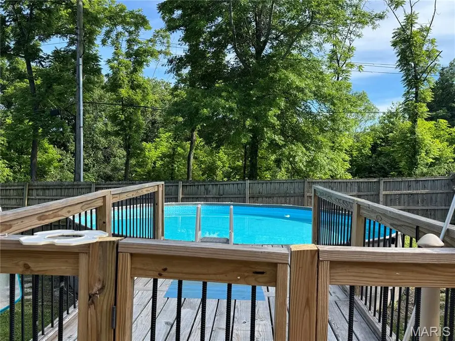 210 W Jackson Avenue, Owensville, MO 65066 - #2