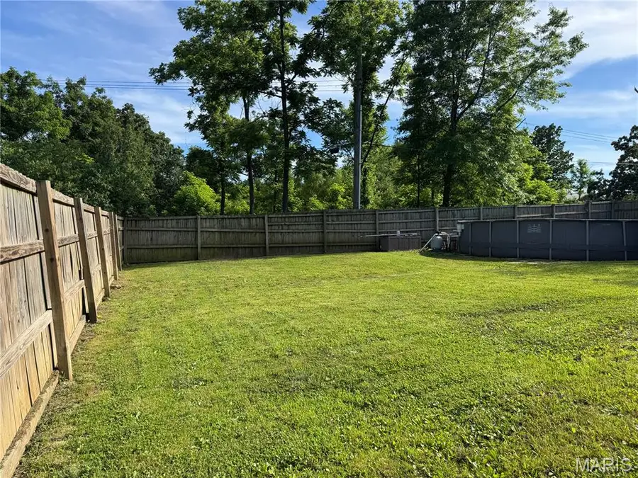 210 W Jackson Avenue, Owensville, MO 65066 - #3