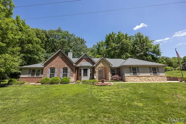 109 Autumn Lane, Belleville, IL 62223
