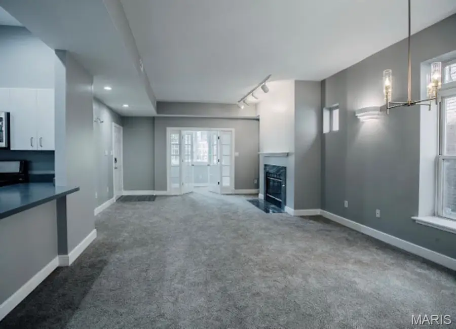 5879 Nina Place #1, Saint Louis, MO 63112 - #3