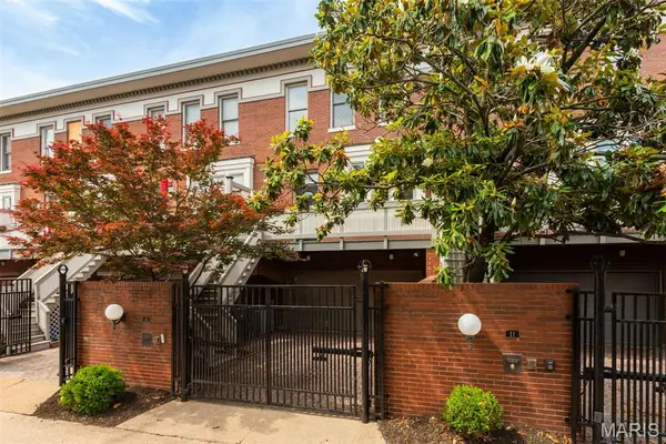 10 Portland Court, St Louis, MO 63108