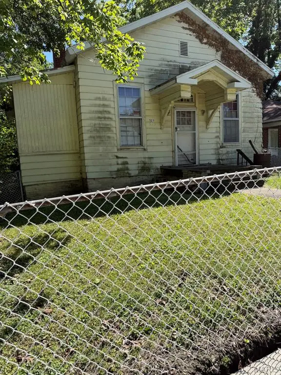 529 2nd Street E, Centralia, IL 62801 - #2