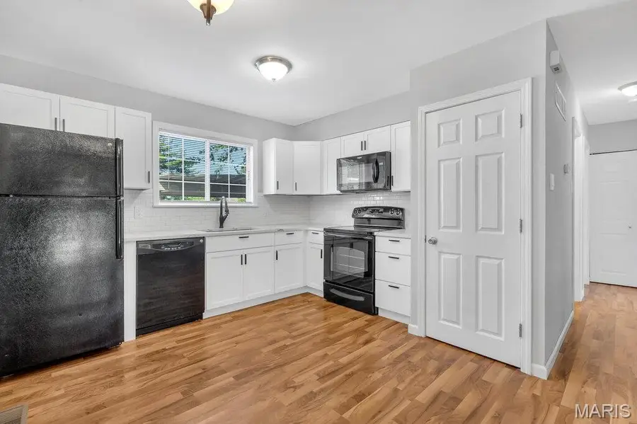 27 Sugarwood Court #1, Saint Peters, MO 63376 - #3