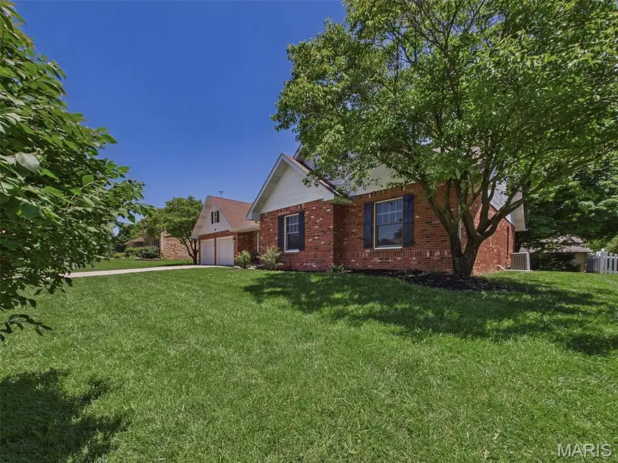 230 Hickory Ridge, Belleville, IL 62223 - #2