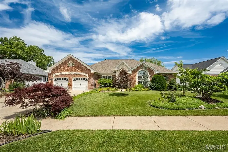 9609 Oakmont Woods Court, Crestwood, MO 63126 - #3