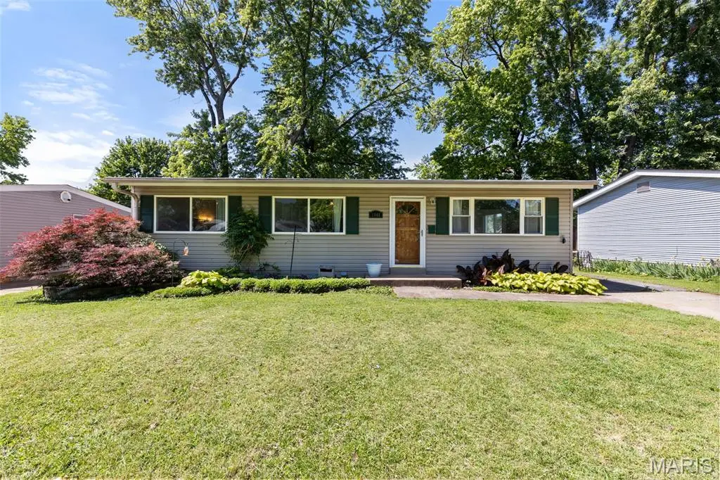 1040 Kostka Lane, Florissant, MO 63031 - #1