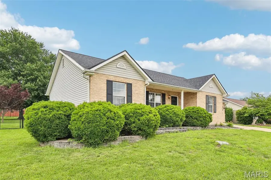 409 Hartman Lane, Waterloo, IL 62298 - #2