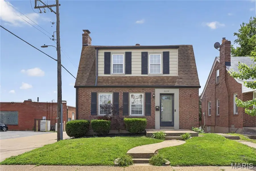 6014 Potomac Street, Saint Louis, MO 63139 - #2