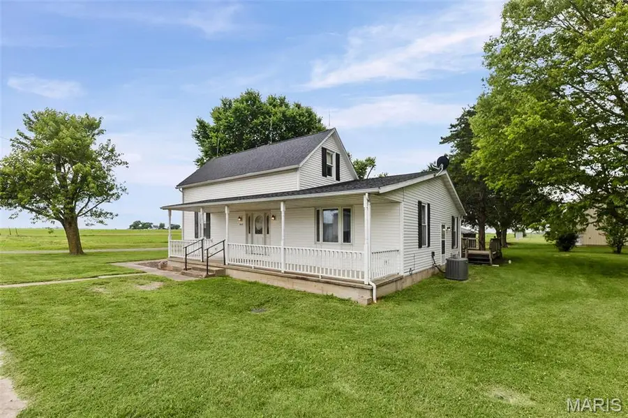 809 S Front Street, Okawville, IL 62271 - #2