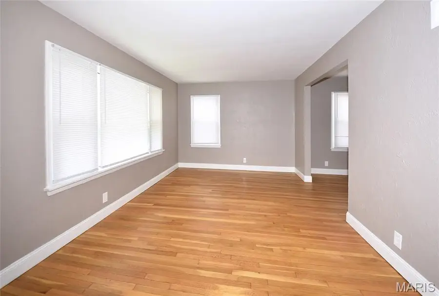 2014 Wismer Avenue, Overland, MO 63114 - #2
