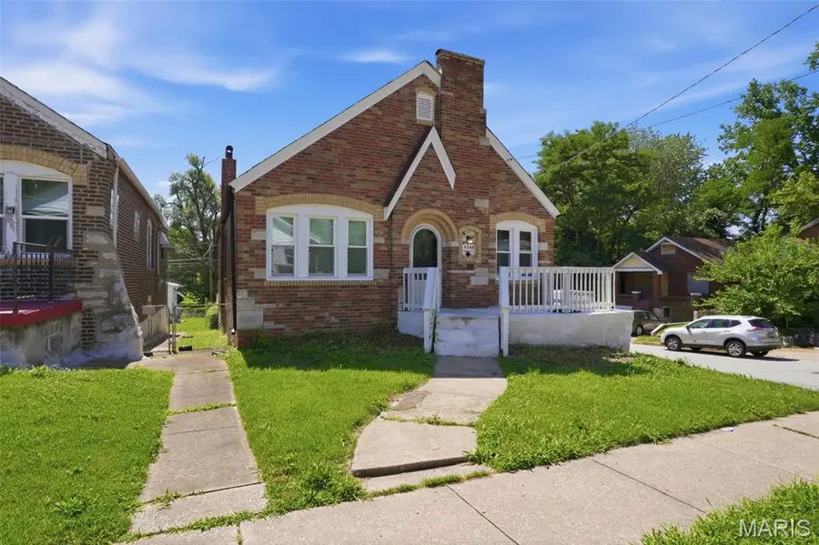 3500 West Place, Saint Louis, MO 63121 - #2