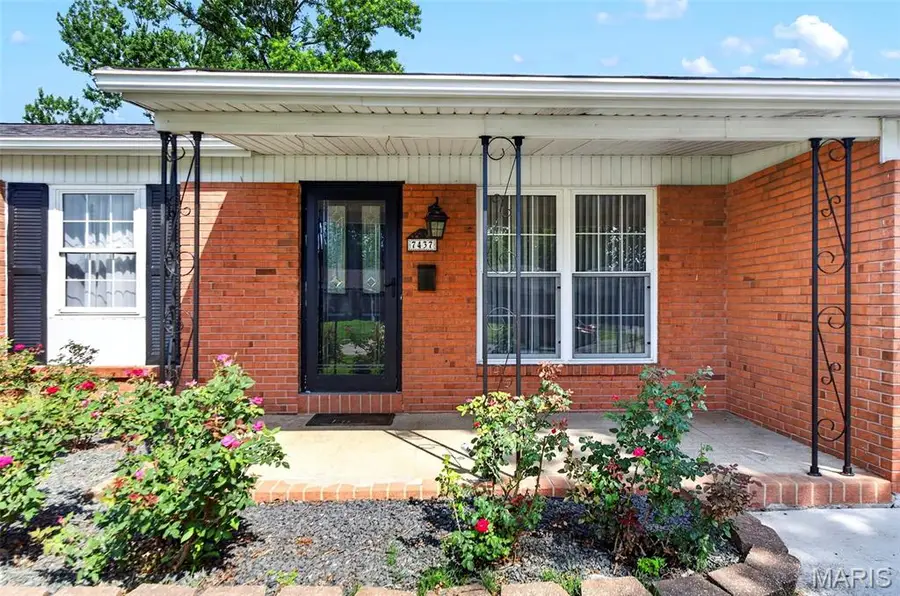 7437 Sunset Drive, Hazelwood, MO 63042 - #2