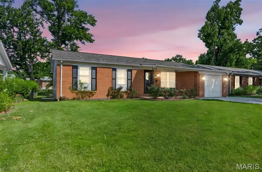 7437 Sunset Drive, Hazelwood, MO 63042 - #3