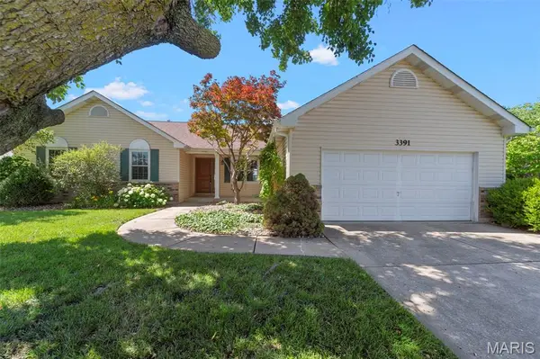 3391 Carriage Crossing, St Charles, MO 63301