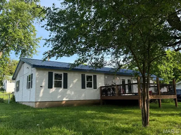 101 Thompson Street #A, Iberia, MO 65486