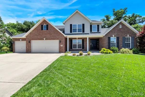 3228 Roan Hill Drive, Belleville, IL 62221