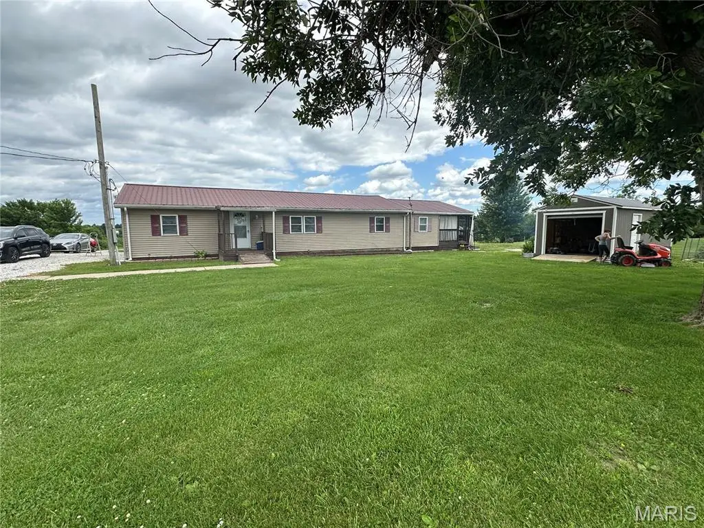 37 S State Route 267, Greenfield, IL 62044 - #1